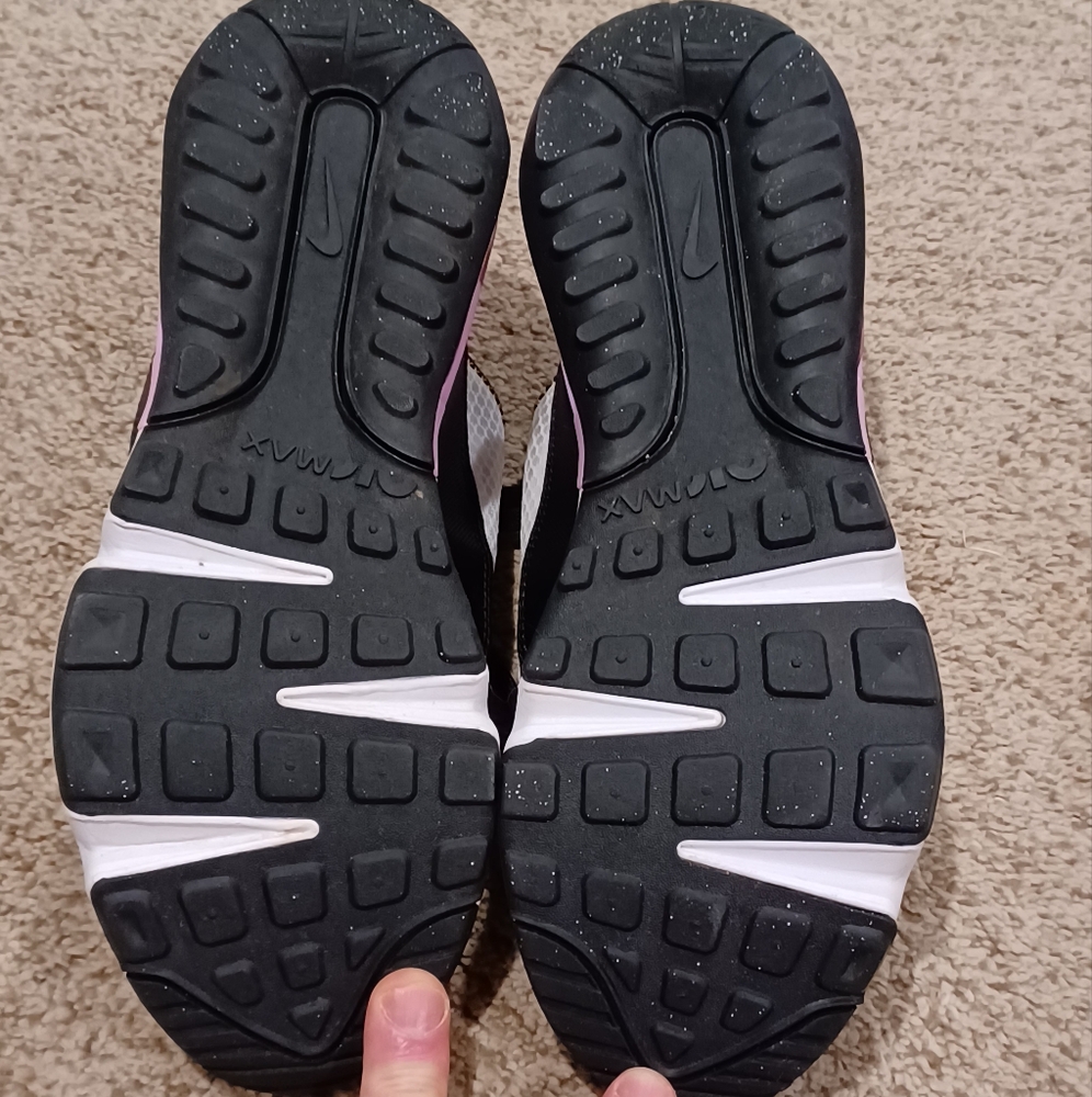 Nike Air Max 2090 Pink And Black Shoes CJ4066-104 Womens Size 6 Youth 4.5 - Picture 9 of 9